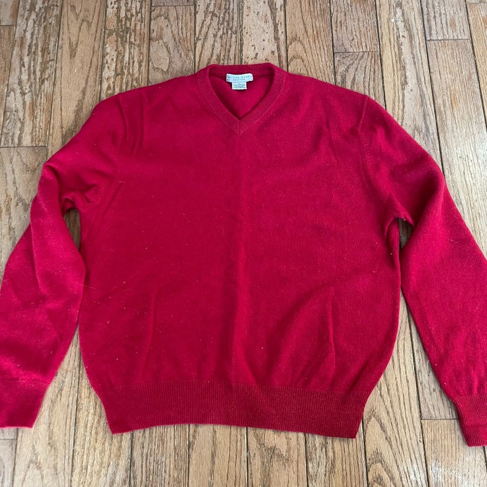 Men's 100% Cashmere Classic V-Neck Sweater